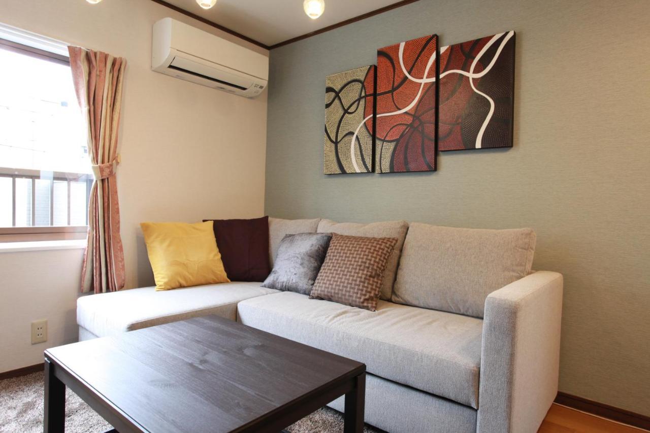 Samys Guest House Noda Osaka Exterior photo